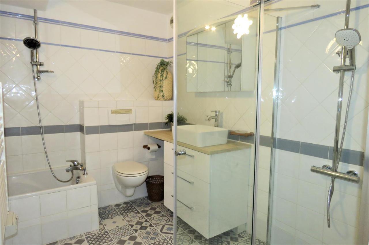 Port Marine Apartment Sainte-Maxime Exterior photo